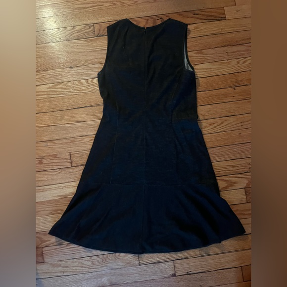 Theory Dress - Picture 2 of 3